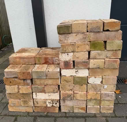 Photo of free Building Bricks (Berkhamsted HP4) #1