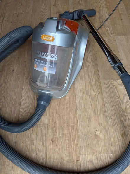 Photo of free VAX vacuum cleaner (Ickleford) #1