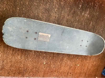 Photo of free Old skateboard (BA6 - Redlands) #1