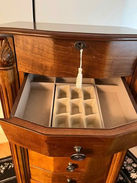 Photo of free Jewelry Chest (South End) #2