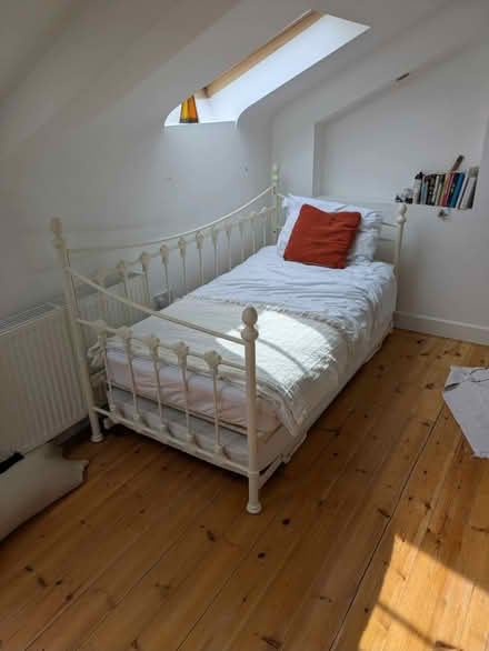 Photo of free Single Day bed with Trundle (Codnor DE5) #1