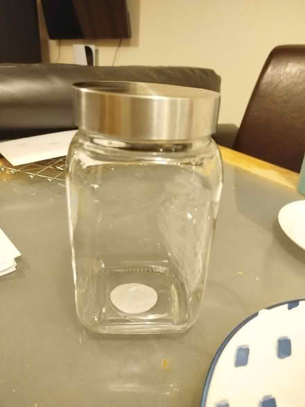 Photo of free Large glass jar (RG1) #1