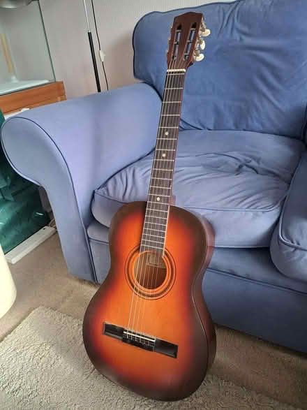 Photo of free Acoustic guitar (Sandhurst GU47) #1
