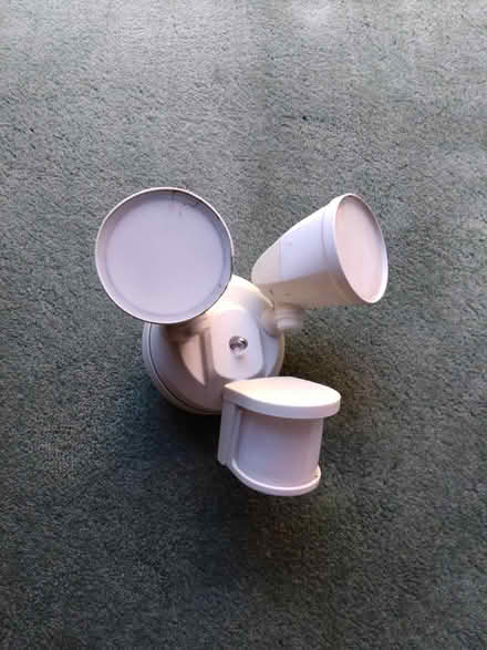 Photo of free LED Motion sensor light (Leckhampton GL53) #1