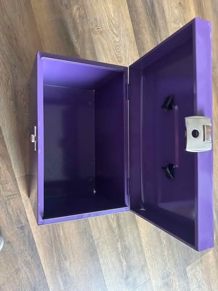 Photo of free Metal file box (Common Edge FY4) #4