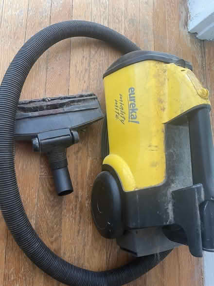 Photo of free Eureka Mighty Mite Vacuum cleaner (Bronx or Garment District) #1