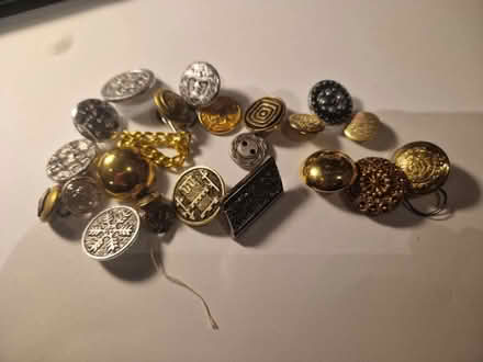 Photo of free Vintage buttons (Broxbourne EN10) #1