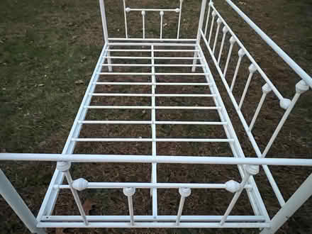 Photo of free Day bed white twin size (Flemington) #3