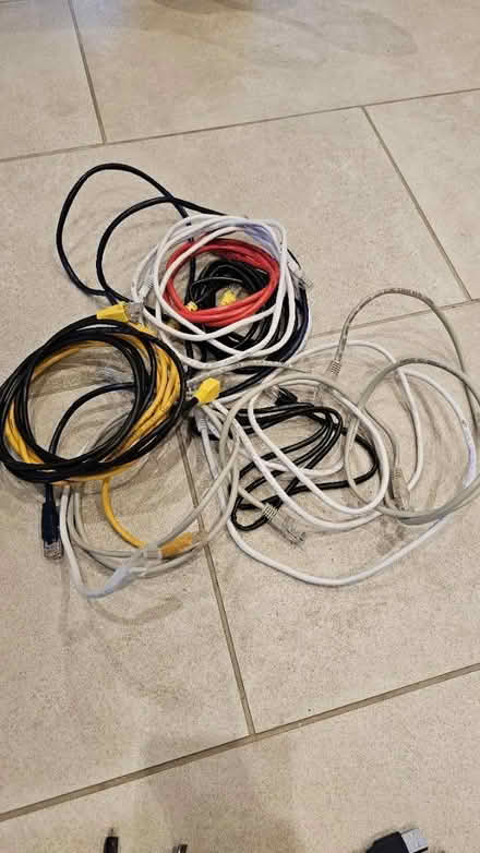 Photo of free Assorted electrical cables (Burgess Hill RH15) #2