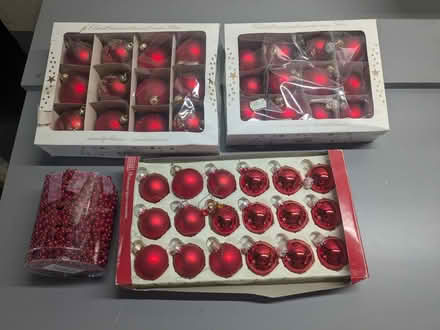 Photo of free Christmas Decorations (Wayne, Annapolis/Wayne Rd) #2