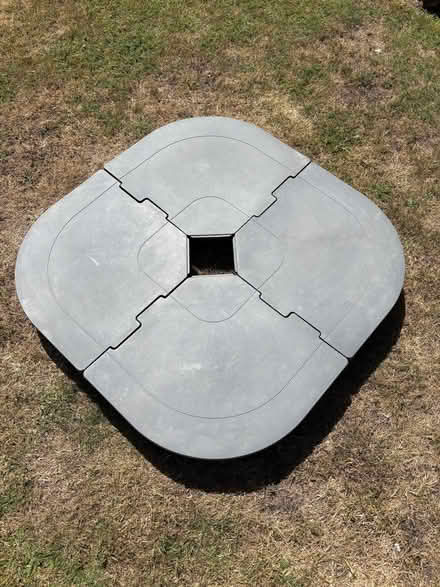 Photo of free Garden parasol and base (Bedford Park MK40) #1