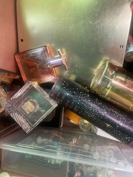 Photo of free Parfum and jewelry (West side of the Bronx) #1