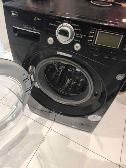 Photo of free 10kg LG Washing Machine (Ilford IG1) #1