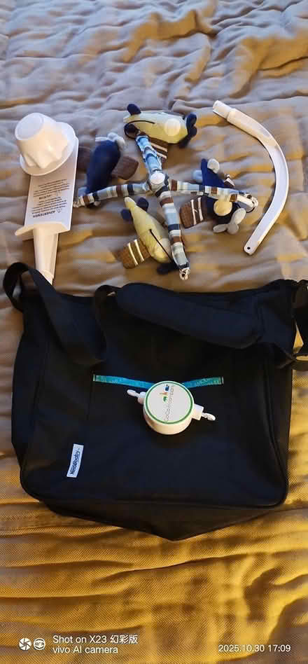 Photo of free NestleBaby crib hanging toy (Scarborough) #1