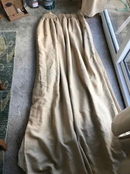 Photo of free Very thick full length curtain, Kidlington (Kidlington OX5) #1