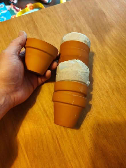 Photo of free Small flower pots (Vange) #1