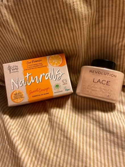 Photo of free Natural Soap And Setting Powder (CT11) #1