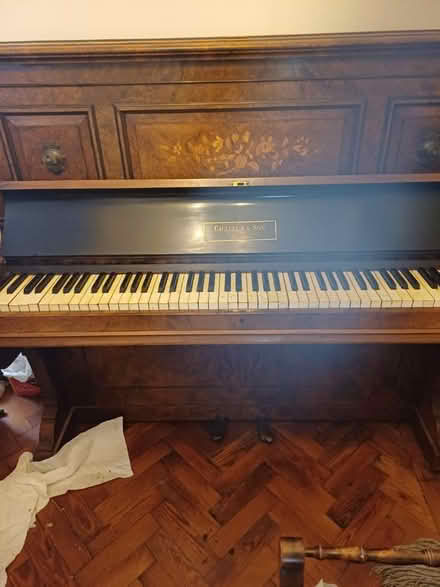 Photo of free Piano (Saxon Drive, West Acton, W7) #1