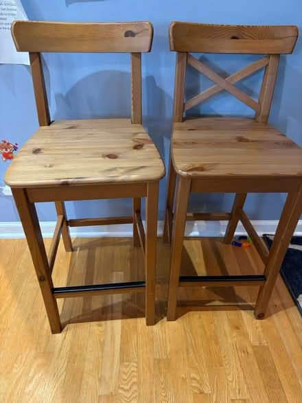 Photo of free Bar stools (Glenview) #1