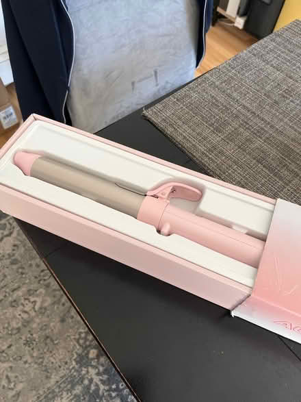 Photo of free Automatic curling iron (Cliffside Park, NJ) #2