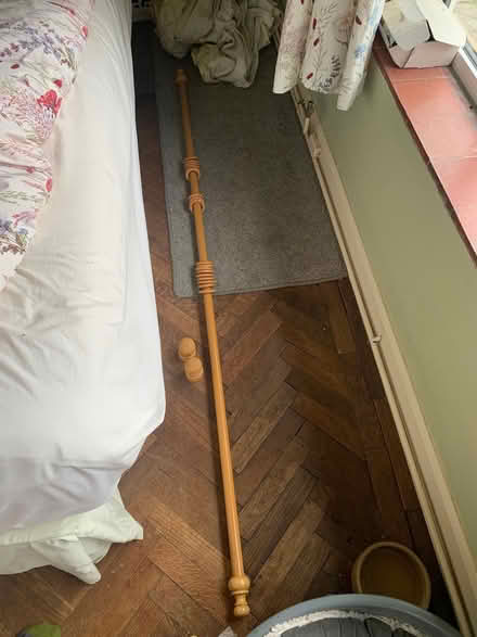 Photo of free Curtain Pole (Pipe Aston SY8) #2