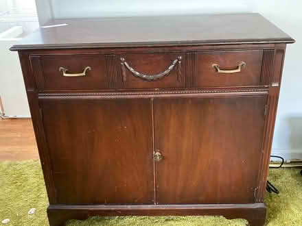 Photo of free Small sideboard / cabinet (Oakdale section bloomfield.) #1