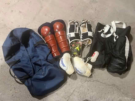 Photo of free Hockey equipment (Kanata Lakes/Beaverbrook) #1