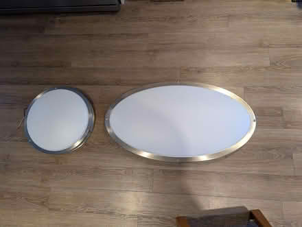 Photo of free 2 light fixtures (Lakeview, close to Bayshore) #1