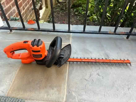 Photo of free 18" Black and Decker Hedge Trimmer (Tenleytown DC) #2