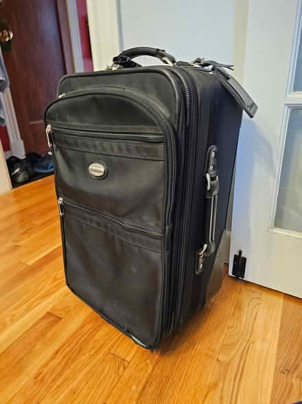 Photo of free Roller Luggage bag (02215) #1