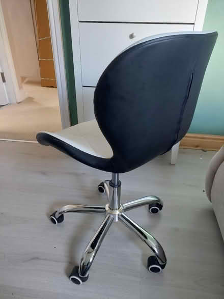Photo of free White desk chair (Horsforth LS18) #2