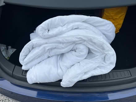 Photo of free King size microfibre duvet - use for stuffing? (Cutteslowe OX2) #1