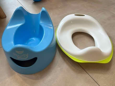 Photo of free Potty and training seat (Carshalton Beeches) #1