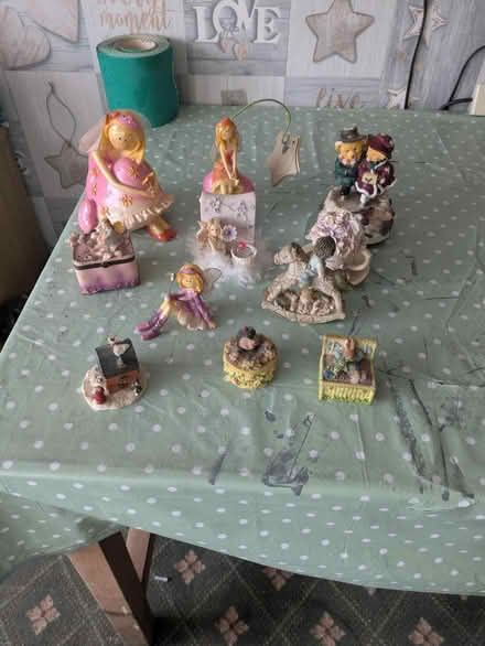 Photo of free Ornaments (Kingshurst B37) #1