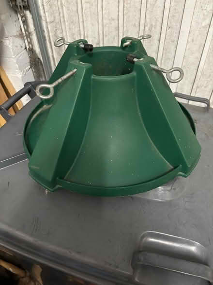 Photo of free Christmas Tree Holder (Hornby LA2) #1