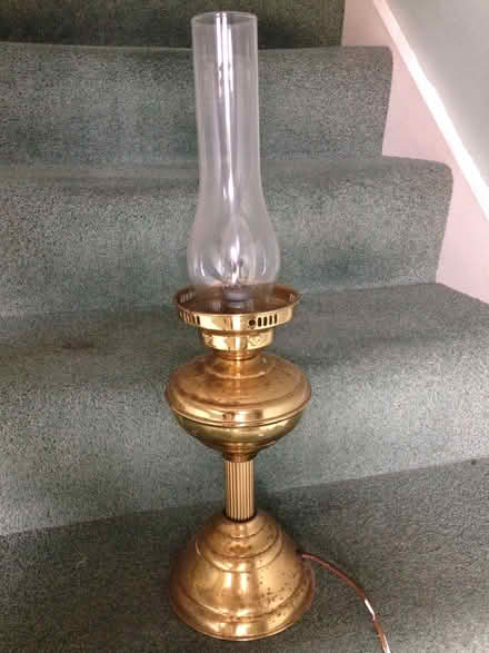 Photo of free Old-fashioned lamp (Oakridge RG21) #2