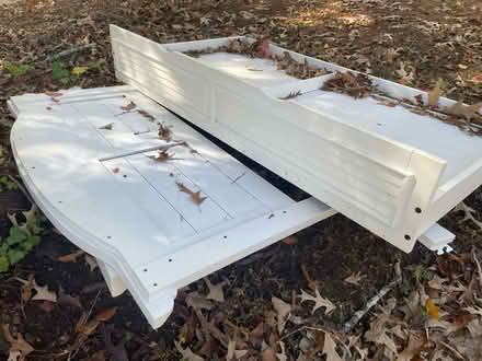 Photo of free Single/twin bed w/storage drawer (N.buckhead/roswell rd/chastain) #2