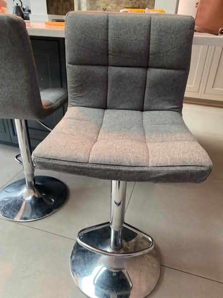 Photo of free X4 bar stools in good condition (Worcester Park KT4) #4