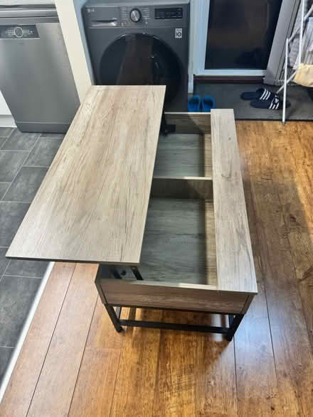 Photo of free Coffee table with lifting lid (WR4 warndon) #3