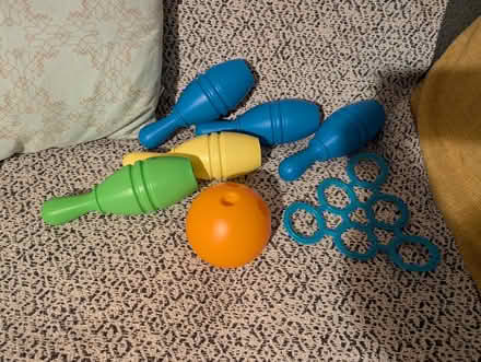 Photo of free Lawn game plastic kegles (S11 near Endcliffe park) #1