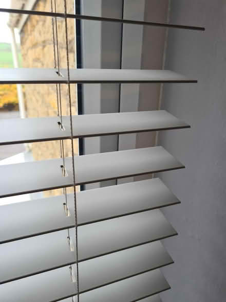 Photo of free John Lewis slatted pale grey blind (Wellow, Bath) #3