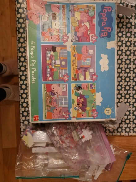 Photo of free Pepper pig puzzles (CT1) #1
