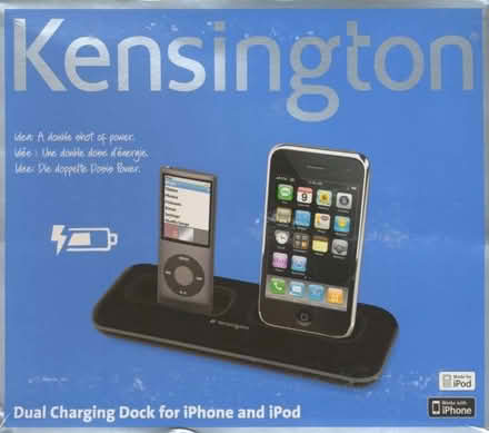 Photo of free Dual Charging dock for early ipod or iphone (The Hockering GU22) #3