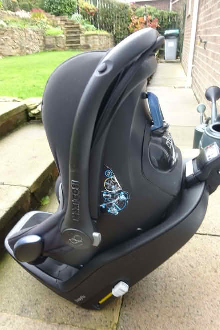Photo of free Maxi-Cosi Baby car seat 45 -75cm (Burnopfield NE16) #3