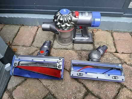 Photo of free Dyson cordless vacuum (Shifnal TF11) #4