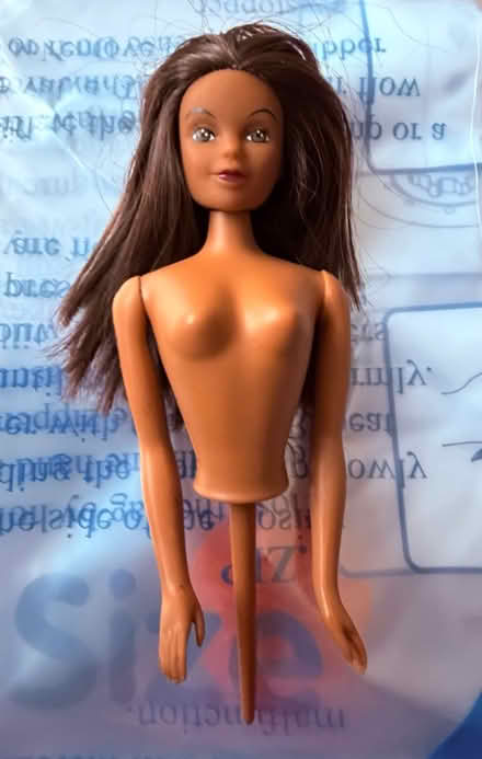 Photo of free Barbie doll cake topper (Whitton TW3) #1