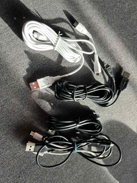 Photo of free USB A cables (Calcot RG31) #1