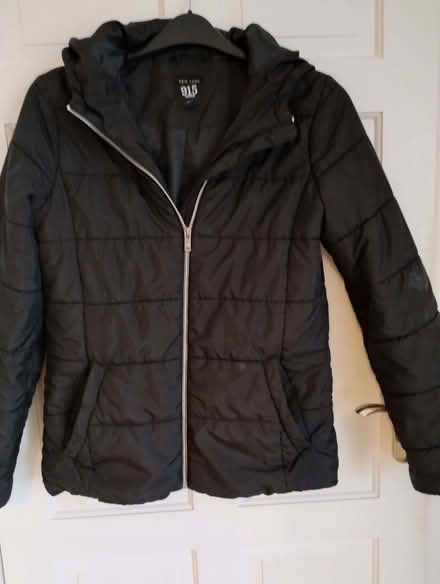 Photo of free Girl's puffer jacket (Boxmoor HP1) #1