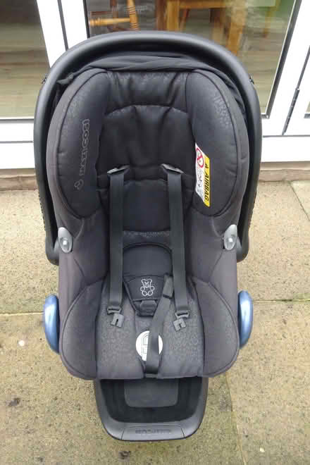 Photo of free Maxi-Cosi Baby car seat 45 -75cm (Burnopfield NE16) #1