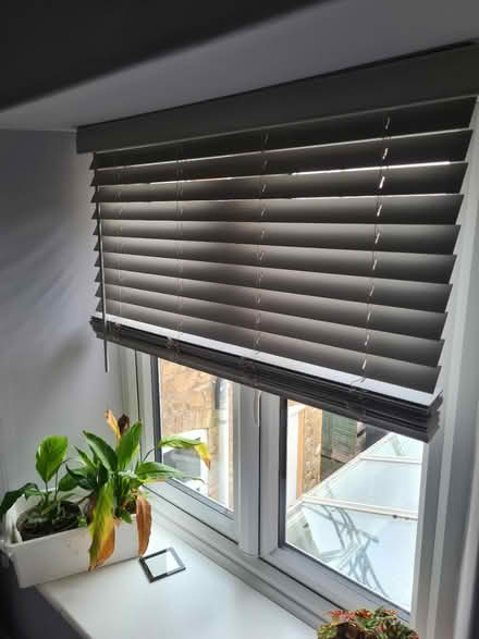 Photo of free John Lewis slatted pale grey blind (Wellow, Bath) #2
